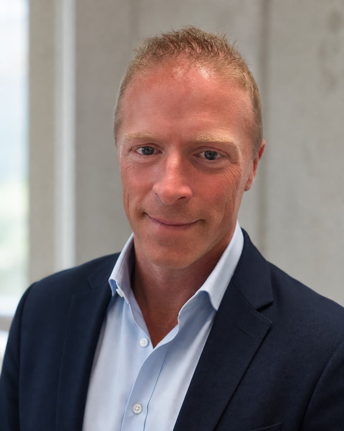 Thilo Krause in einem professionellen Editorial-Porträt